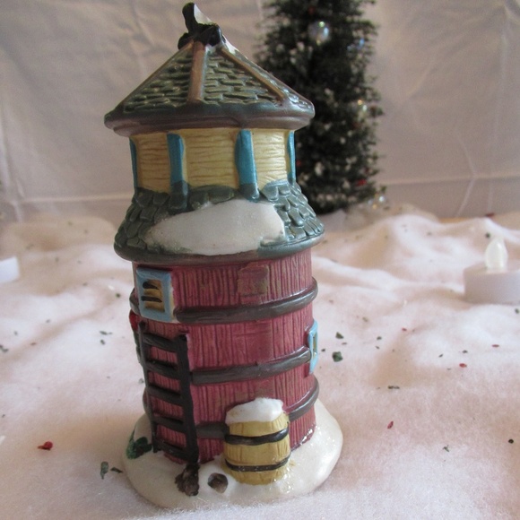 Cobblestone Corners 2003 Lighthouse - Picture 3 of 6